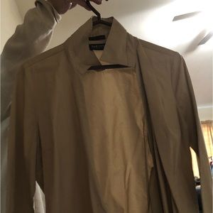 open or closed shirt/vest